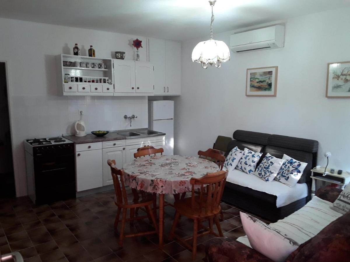 Apartments Doris Завалатіца Екстер'єр фото